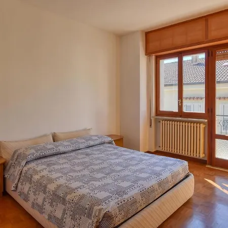 Apartment Stunning In